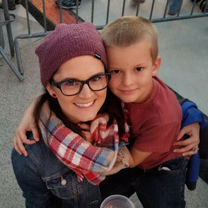 Meet your Posher, Holly